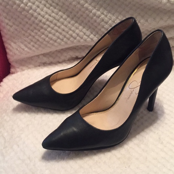Black Jessica Simpson pumps - Picture 1 of 3